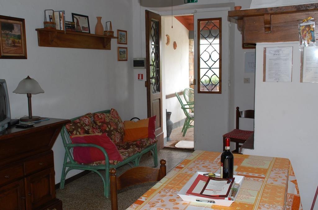 Villa Due Piani Barberino di Val dʼElsa Habitación foto