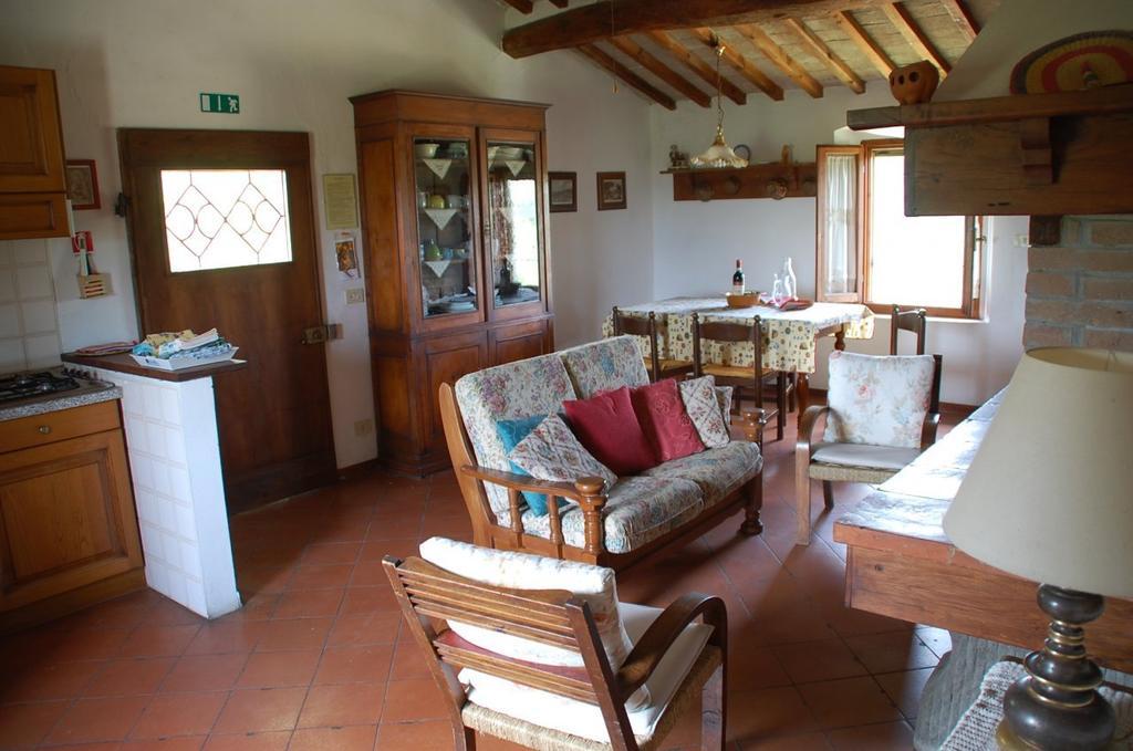 Villa Due Piani Barberino di Val dʼElsa Habitación foto